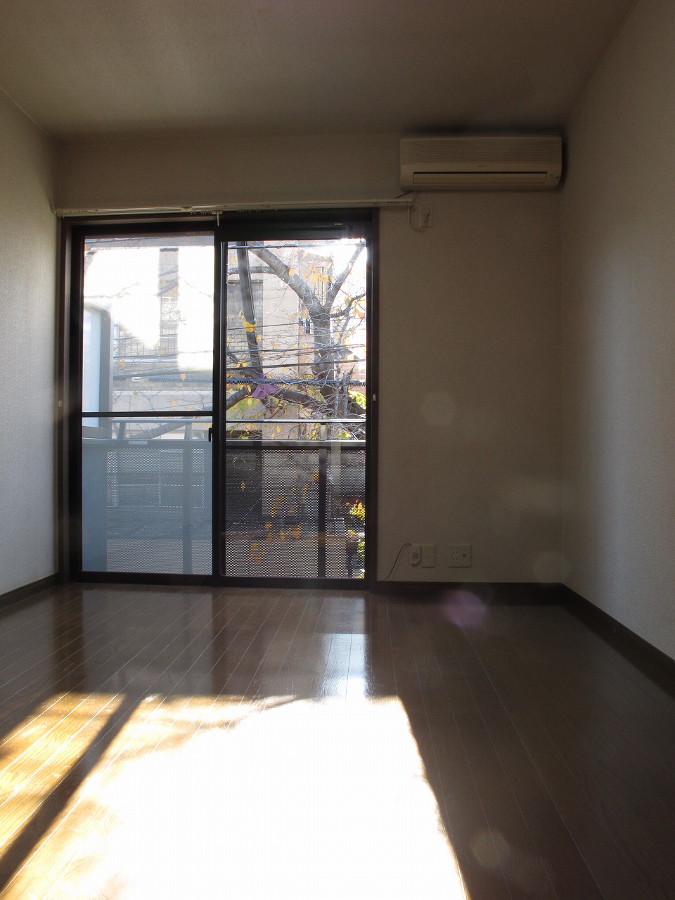 Living and room