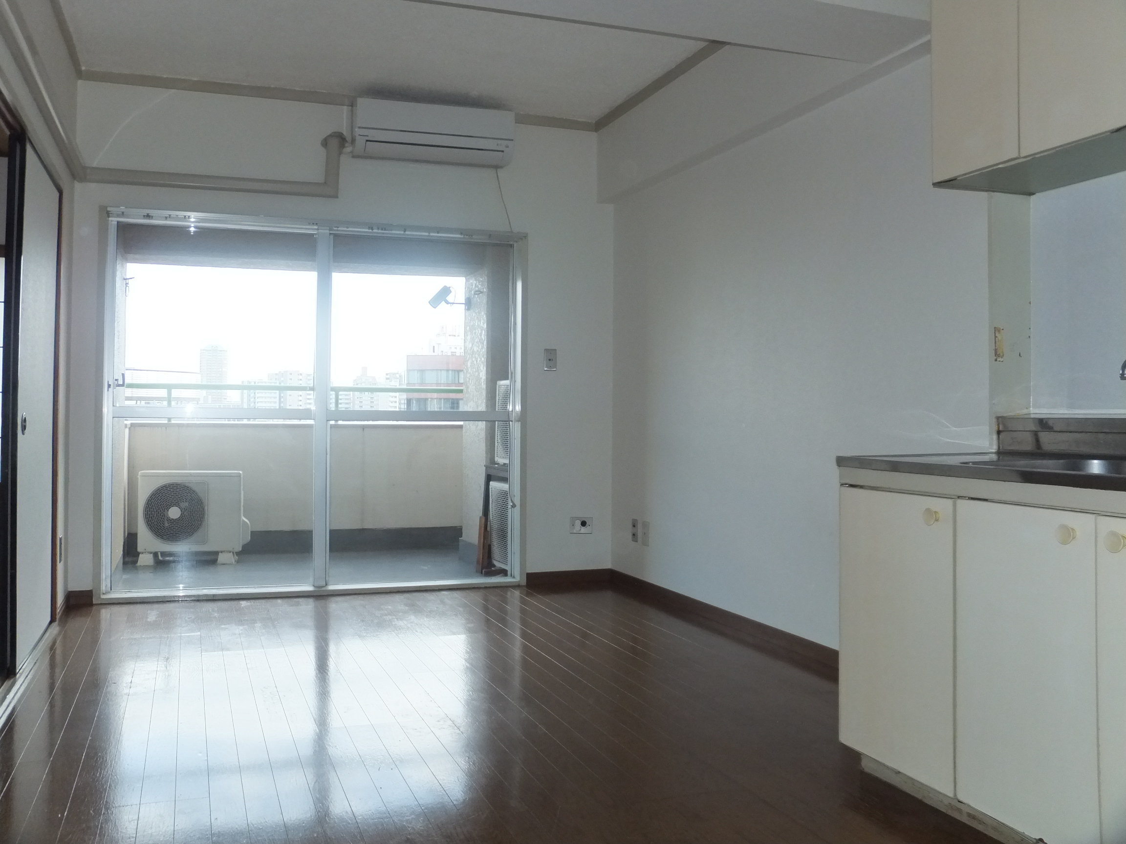 Living and room
