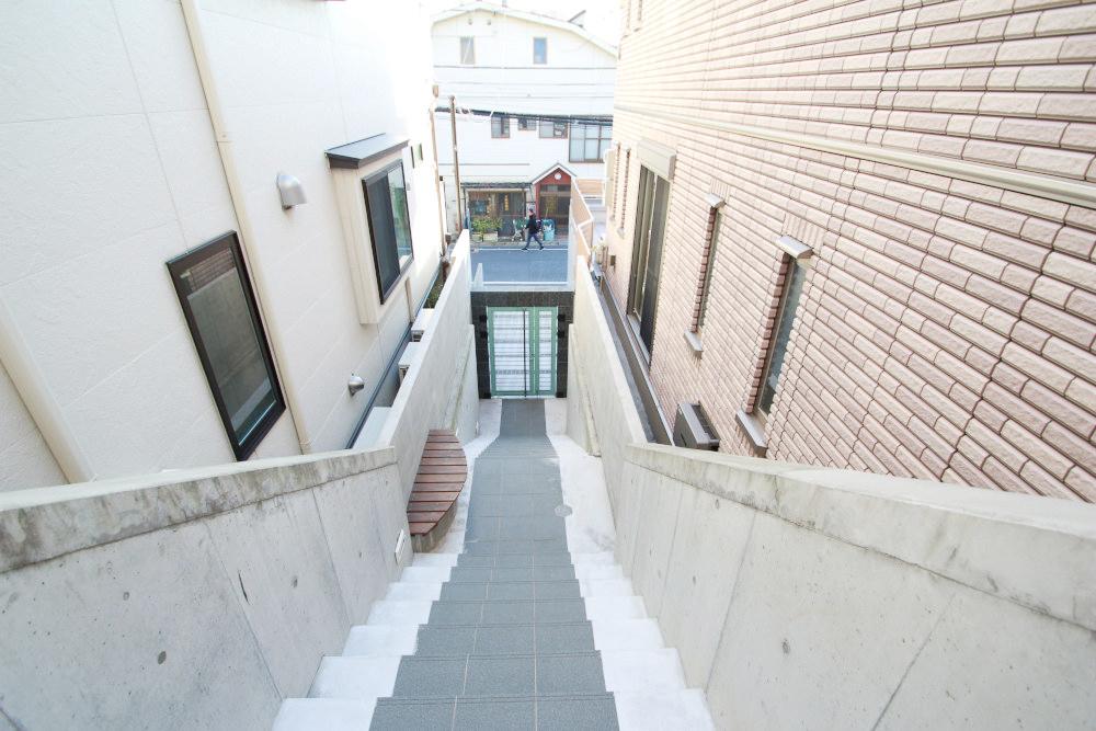 Local appearance photo. It has become a designer house, It becomes a fashionable residential. 