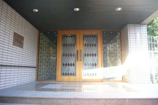 Local appearance photo