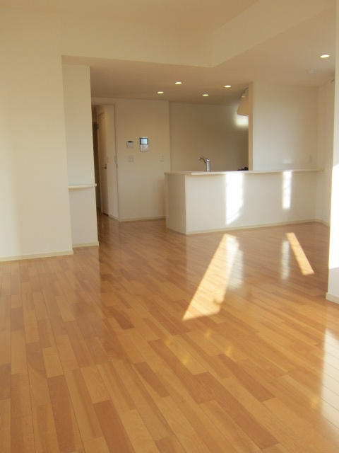 Living and room