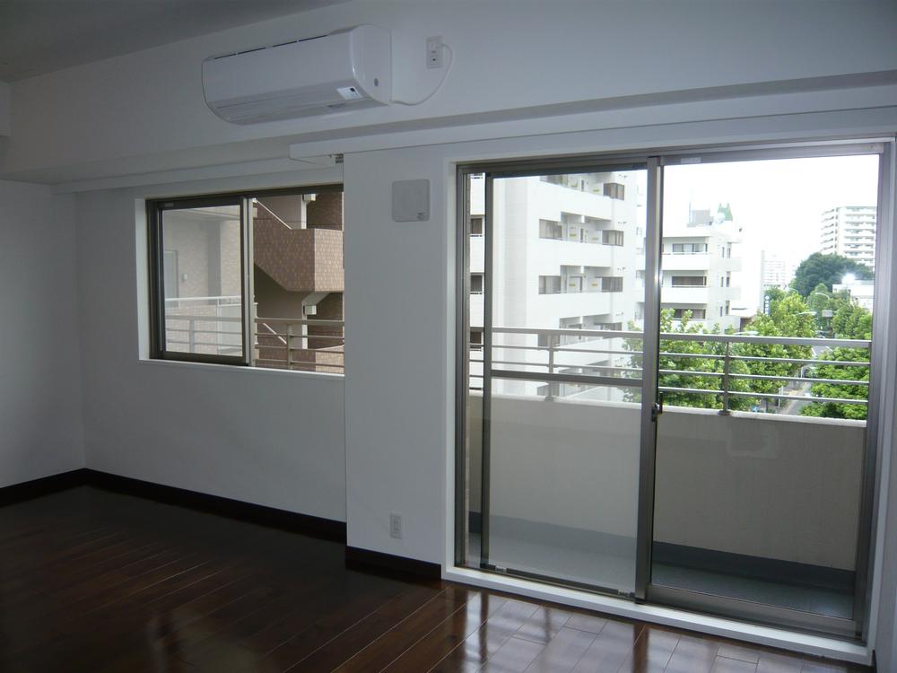 Living. Three years will be photos taken at the time of the renovation before
