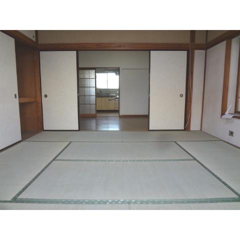 Living and room