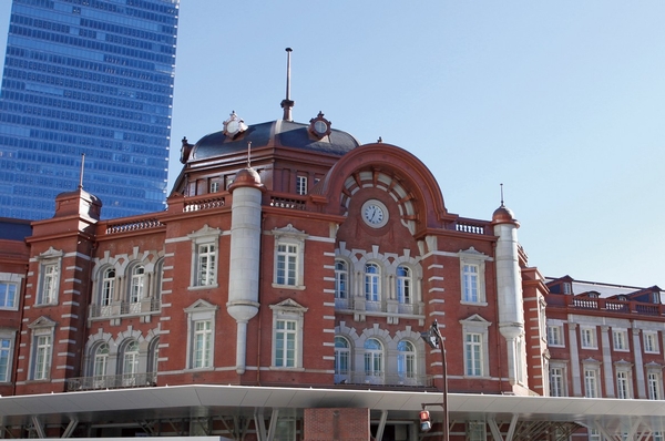 "Tokyo" station up to 11 minutes photo (JR Sobu Line "Shinanomachi" JR Chuo Line Rapid transit in the "Yotsuya" station from the station): Tokyo Station