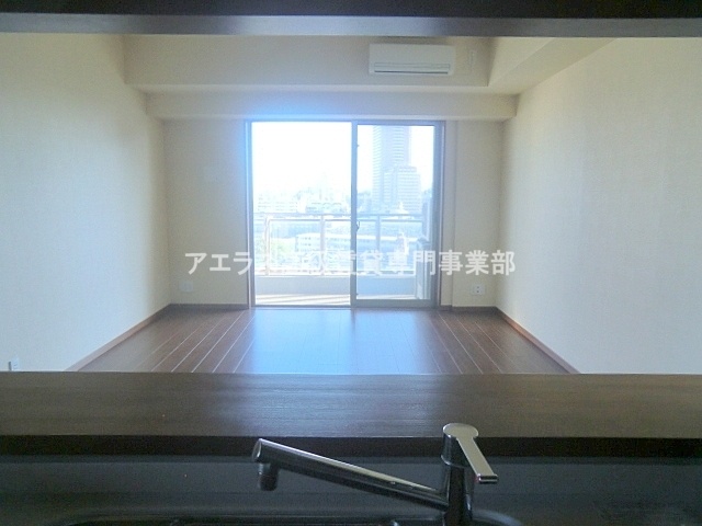 Living and room