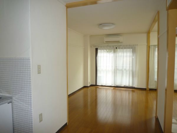 Living and room