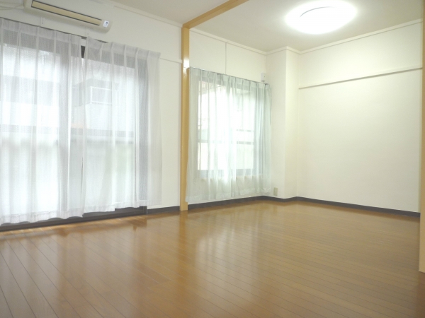 Living and room
