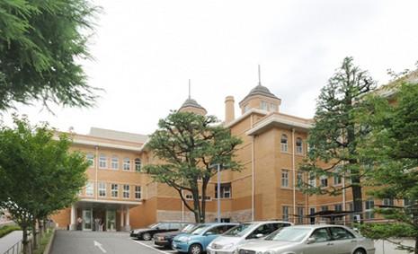 Hospital. 880m to St. Mary's Hospital (Hospital)