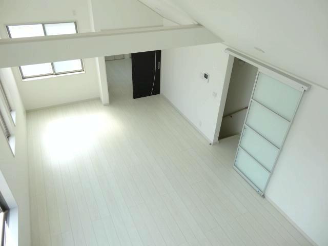 Living. Local (August 2013) Shooting