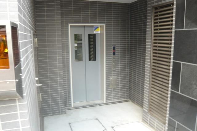 Other common areas. Bicycle Elevator