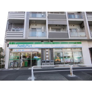 Convenience store. FamilyMart Sands Ichigayayanagi Machiten up (convenience store) 462m
