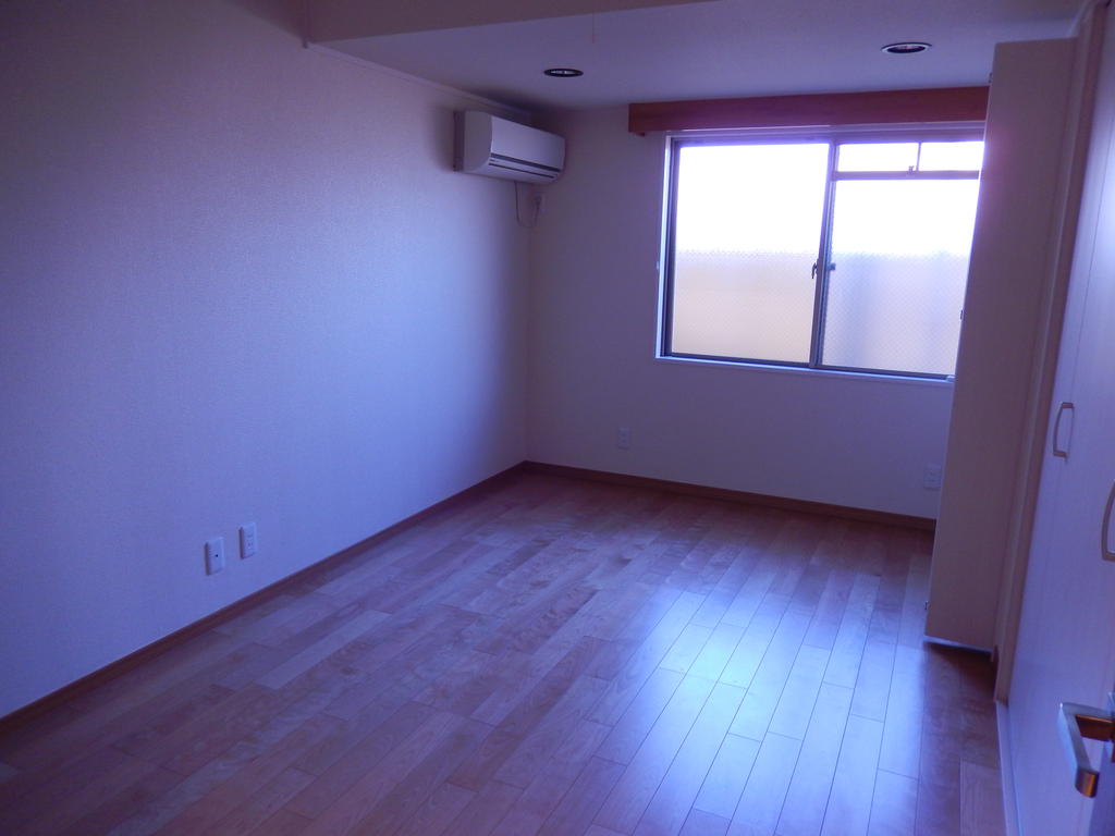 Other room space