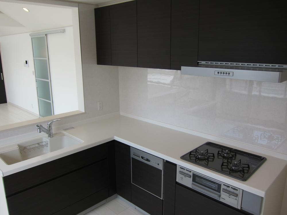 Kitchen. Indoor (June 2013) Shooting