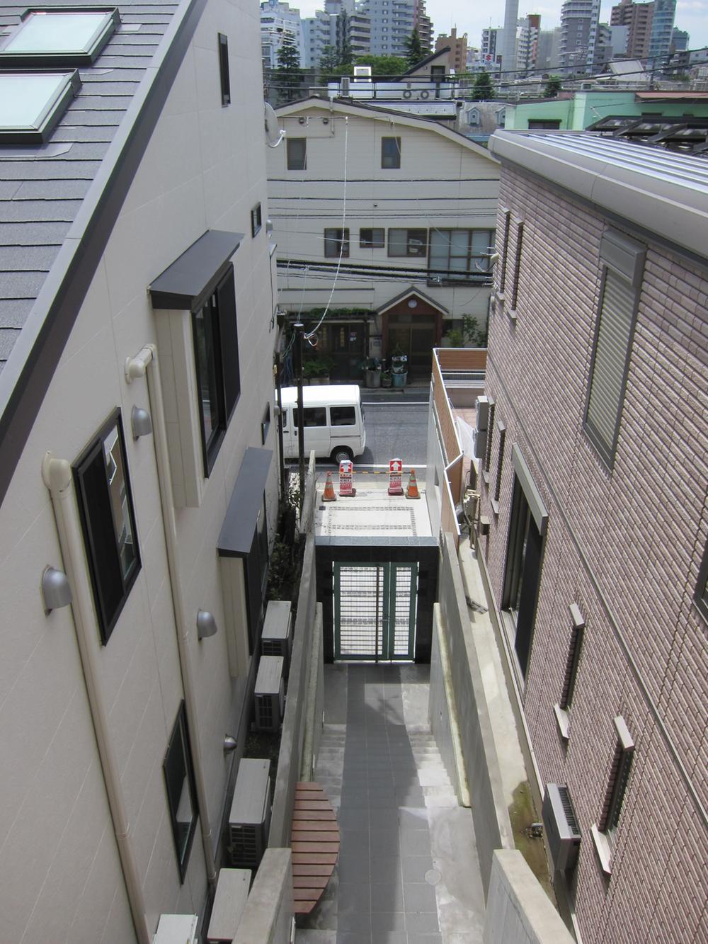 Other local. Local (June 2013) Shooting