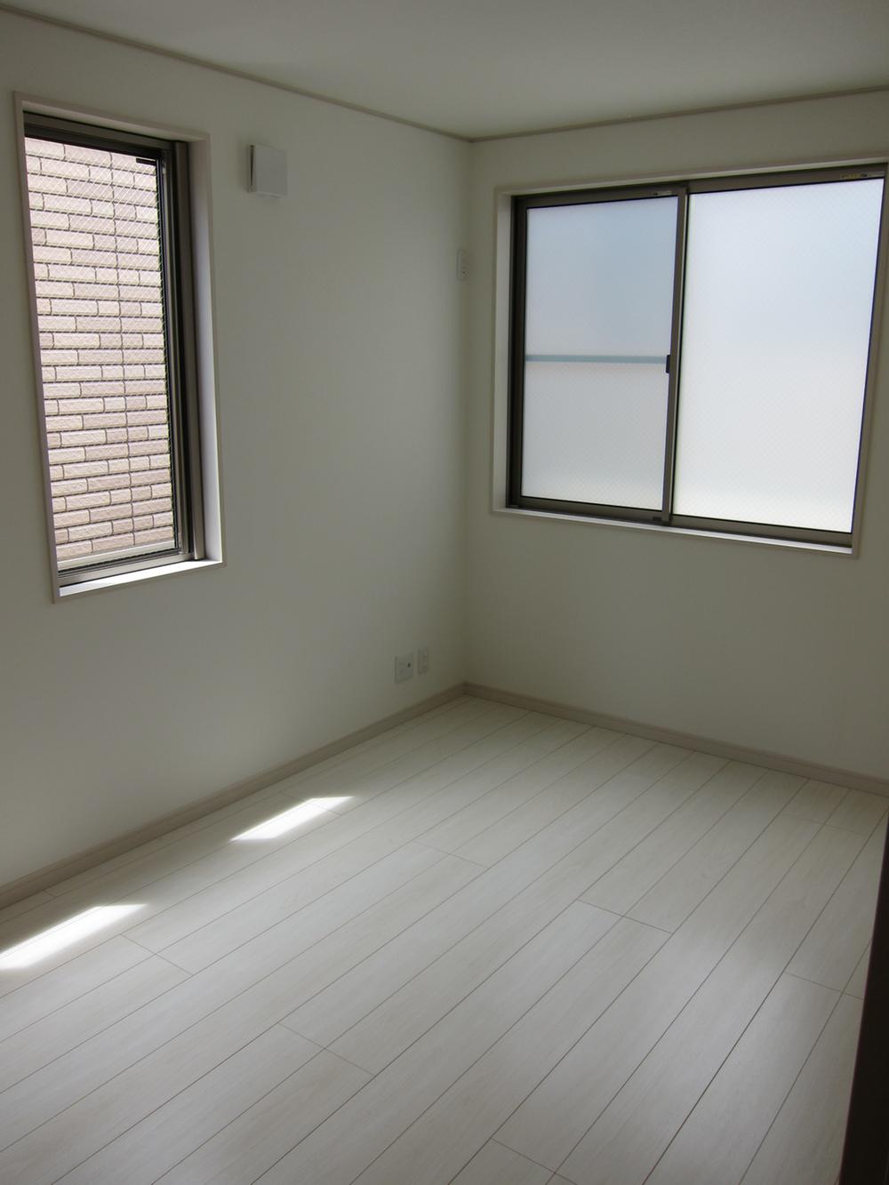 Non-living room. Indoor (June 2013) Shooting