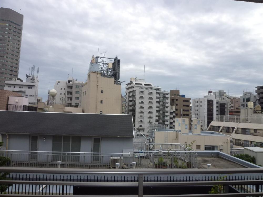 View photos from the dwelling unit. View from the site (December 2013) Shooting Per yang per south-facing hill ・ Good view