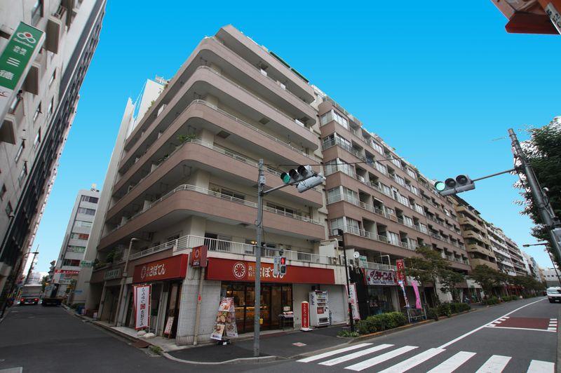 Local appearance photo. Tokyo Metro Fukutoshin Line "Shinjuku" station 2-minute walk