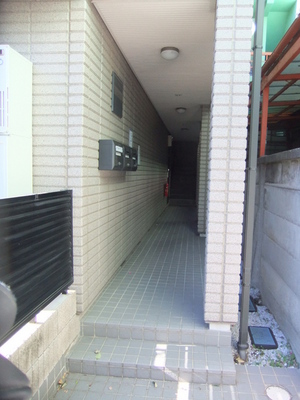 Entrance. ◆ Call center 24 hours reception management ◆