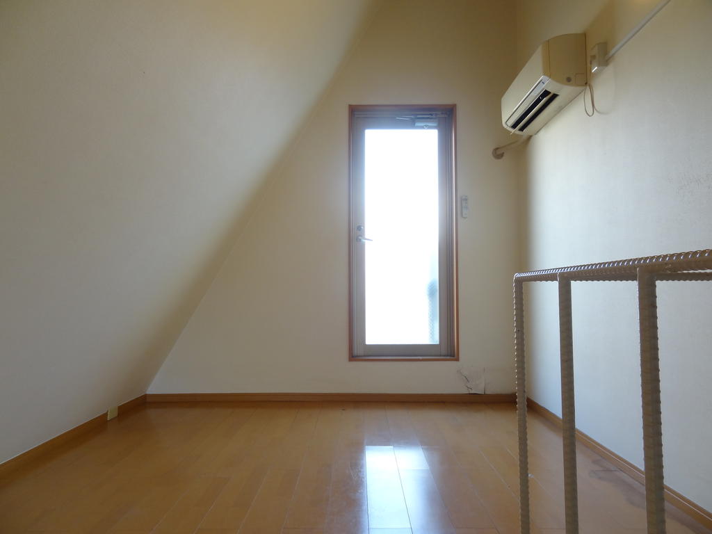 Other room space