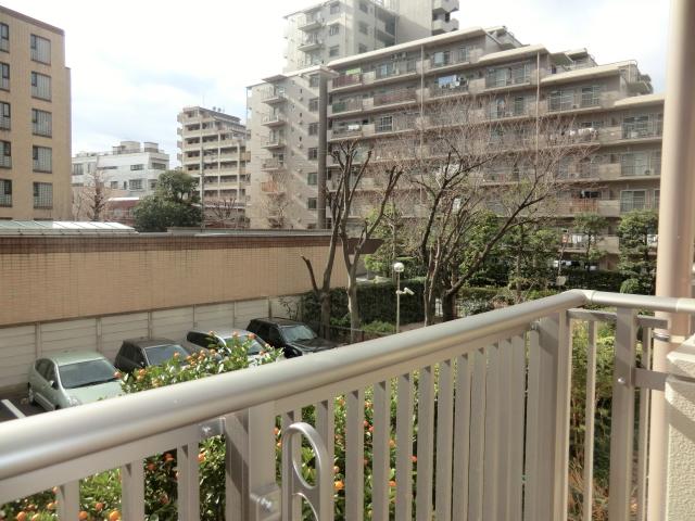 View photos from the dwelling unit