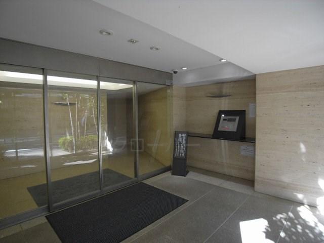 Entrance. Entrance hall