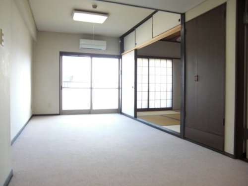 Living and room