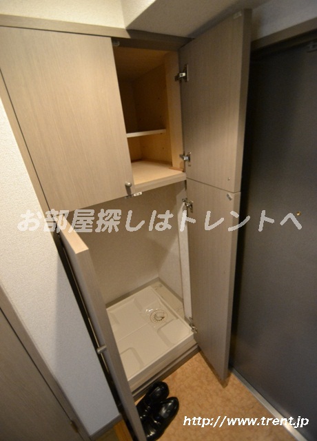 Entrance. The room (10th floor of 1k type of the same building ・ Using a photo of 20 square meters)