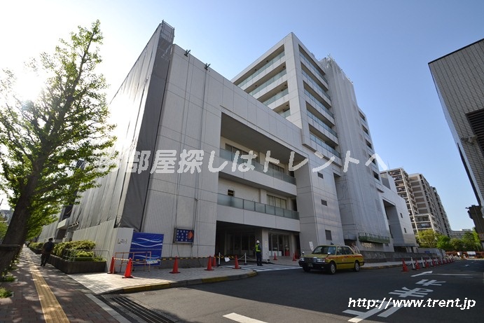 Hospital. 1053m until the Social Insurance Central General Hospital (Hospital)