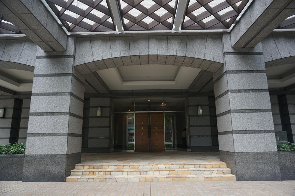 Entrance. Mansion entrance feel the dignity and comfort