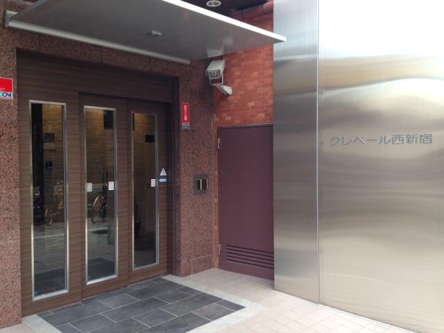 Entrance. Common areas