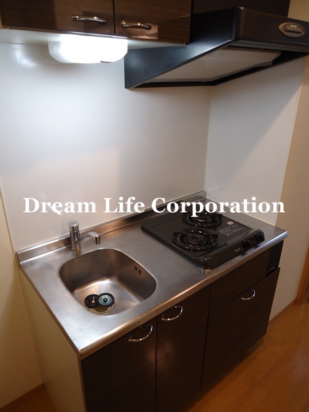 Kitchen. ※ In fact the we use the photos in the same building may be different