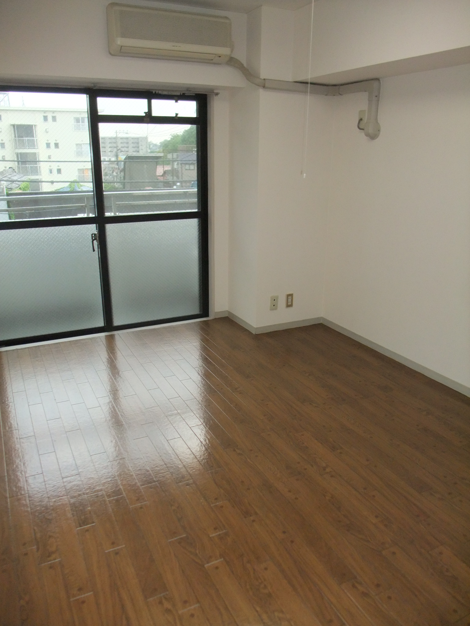 Living and room
