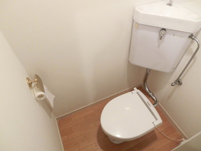 Toilet. ☆ Lavatories ☆