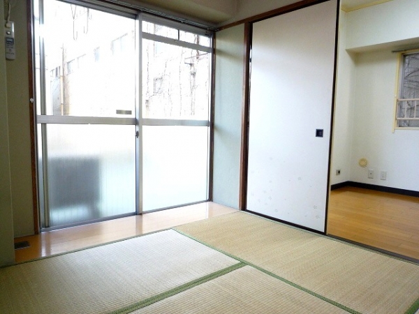 Living and room