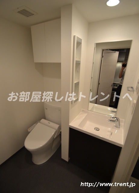 Washroom. It is a photograph of the first floor of 1K type of the same building. Please see for reference.