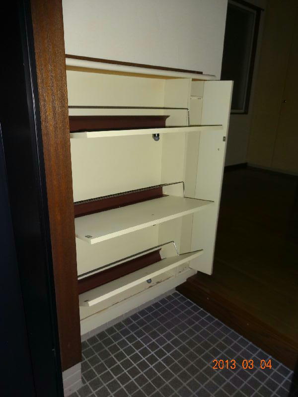 Receipt. Shoes BOX