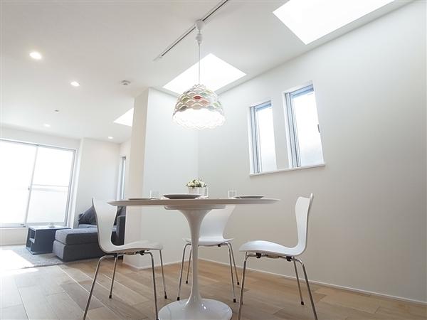 Living. Living 2013 / 02 shooting