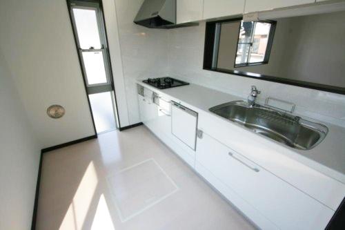 Same specifications photo (kitchen). Kitchen construction cases