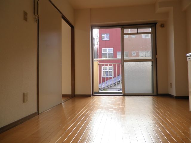 Living and room