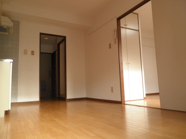 Living and room