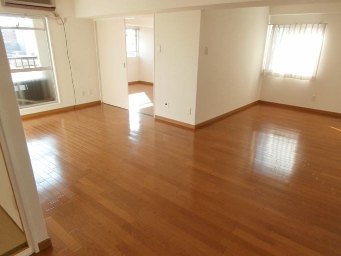 Living and room