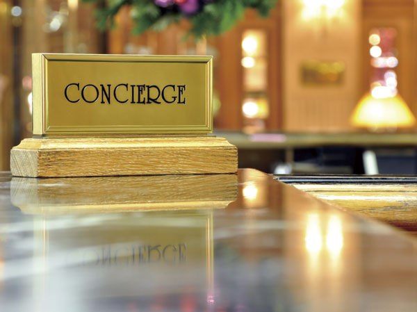 Variety of services.  [Concierge Service] The concierge counter in the 1F Entrance Hall, Arrange courier and cleaning, Shared facilities of the reservation, such as, It offers a variety of services. (Reference photograph)