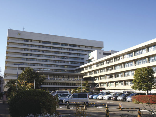 Surrounding environment. Keio University Hospital (about 1420m ・ 18 mins) (C)