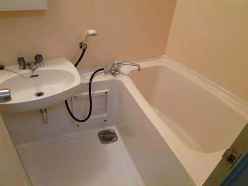 Kitchen. Bathroom