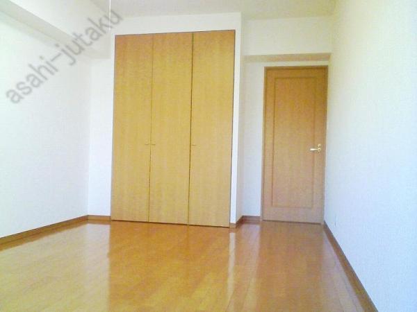 Non-living room