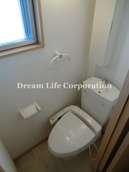 Toilet. ※ In fact the we use the photos in the same building may be different.
