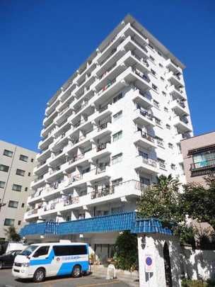 Local appearance photo. Mansion appearance JR Yamanote Line "Takadanobaba" Station 8-minute walk