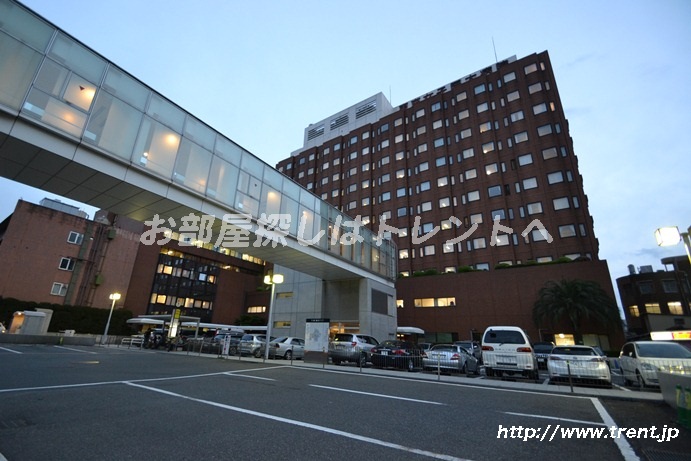 Hospital. Tokyo Women's Medical University 397m to the hospital (hospital)