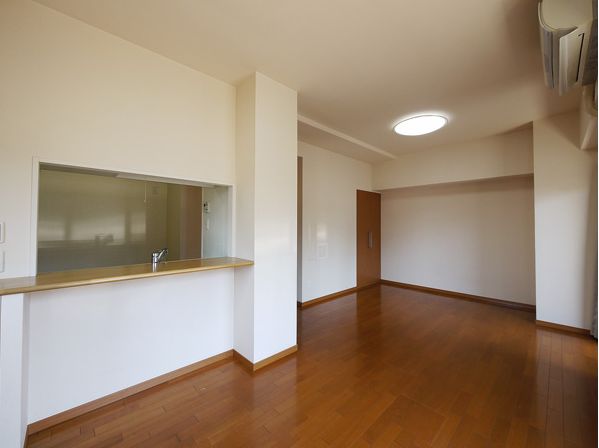 Living and room