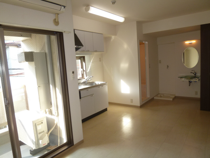 Living and room